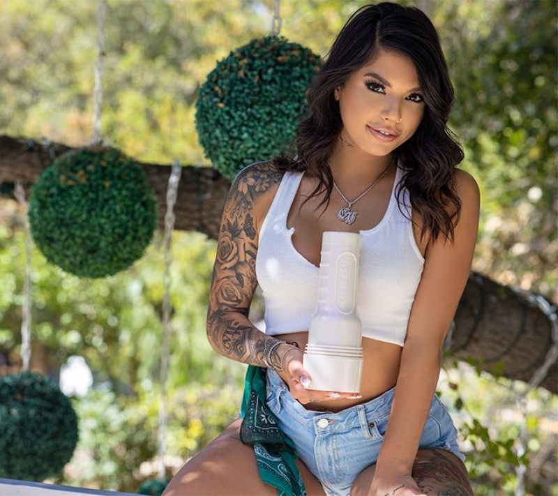Fleshlight Gina Valentina Female Pornstar Replicas | DUBAI UOAJQ8962